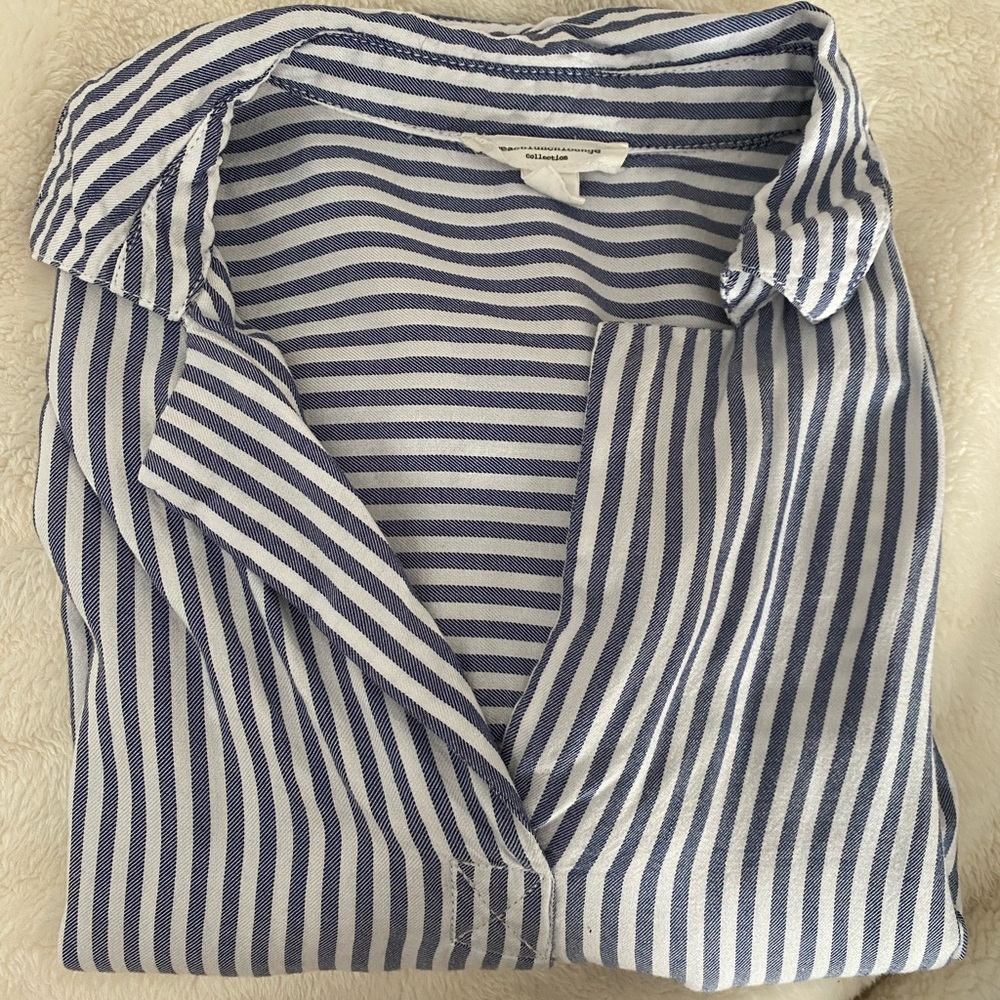 Beach lunch lounge comfy striped summer tshirt / blue and white striped shirt
